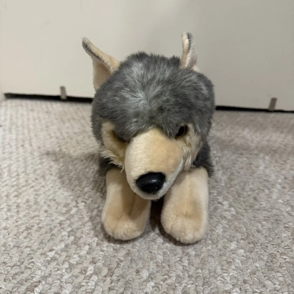 Aurora World Yellowstone National Park Gray Plush Wolf 12